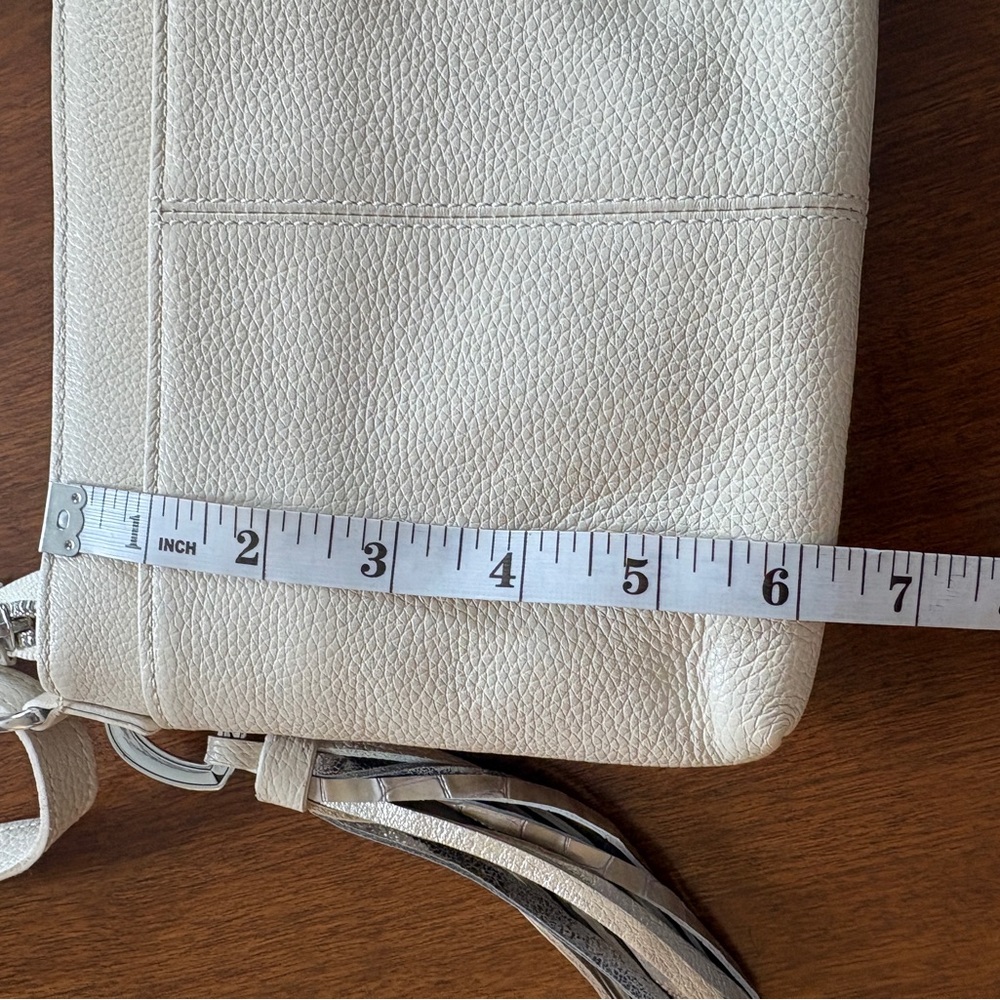 Brighton Collectibles Elegant Leather Cream Crossbody Bag   with Heart Accent - Picture 4 of 9